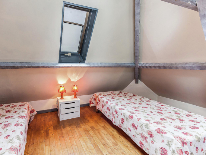 Bedroom 2, Holiday home  with garden, Dordogne