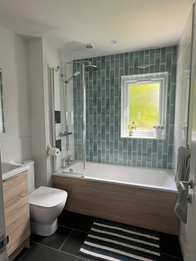 Bathroom 4, Meadowvine, Cornwall