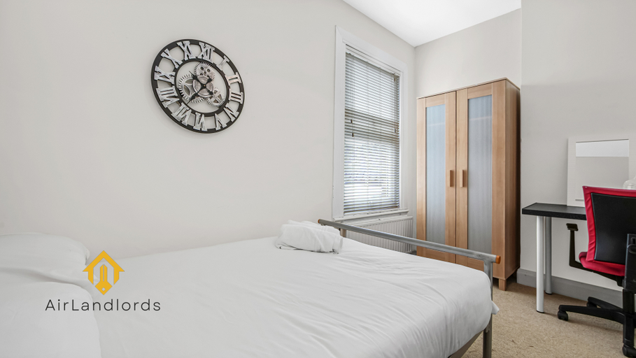 Bedroom 3, Exclusive 1bedroom Flat - Chiswick Business Park!, London