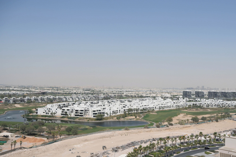 Exterior & Views 2, KeyRock Living - Luxe Escape with Pool, Dubai