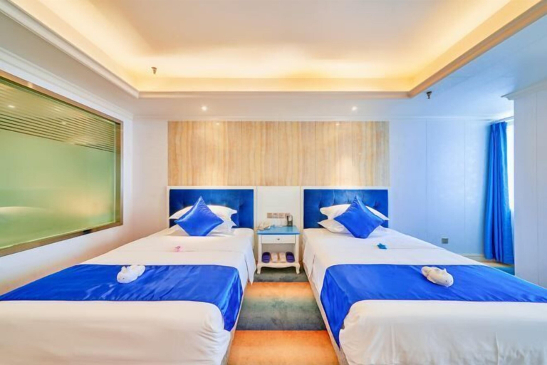 Room 2, Great Wall Hotel, Chongqing