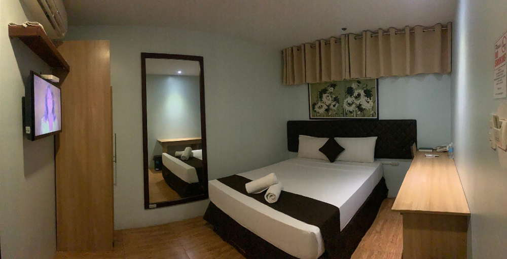 Bedroom 14