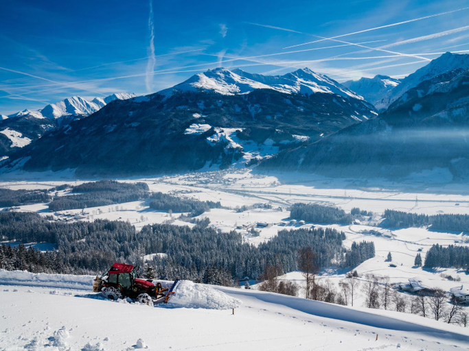 Others 2, Chalet in Hollersbach near Kitzbuhel Ski Lift, Zell am See