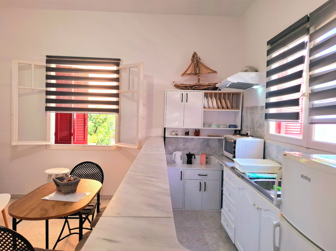 Others 5, Alegria Apartments, Ionian Islands