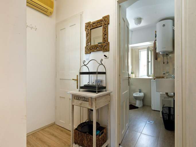 Others 4, Holiday Home in Drnis with Pool Etnoland, Drniš