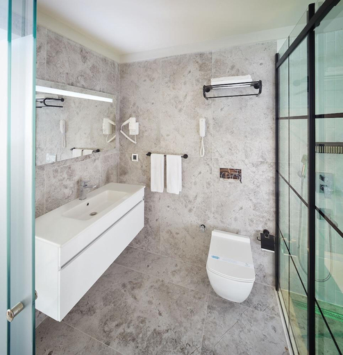 Bathroom 5, Lalila Blue Suites, Marmaris