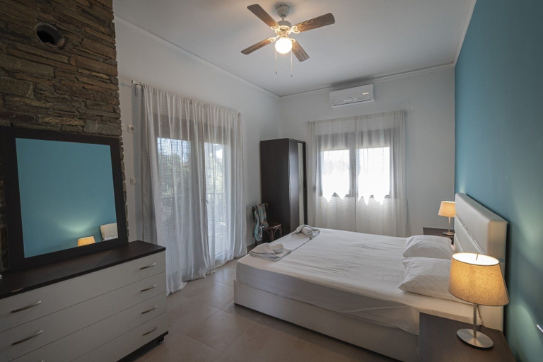 Bedroom 2, Villa Elva by Rentalspro, Central Macedonia