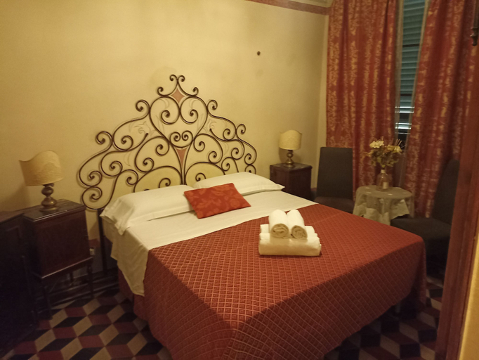 Others 5, Relais del Corso Pisa, Pisa