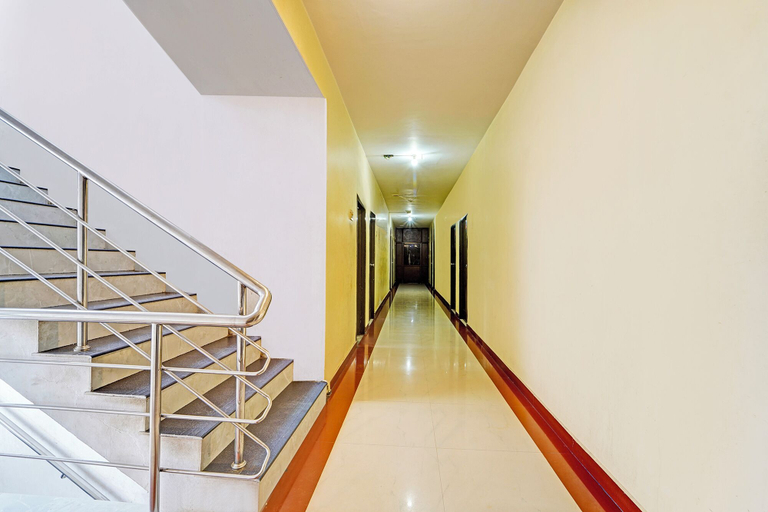 Others 4, Fabhotel Maruthi, Coimbatore