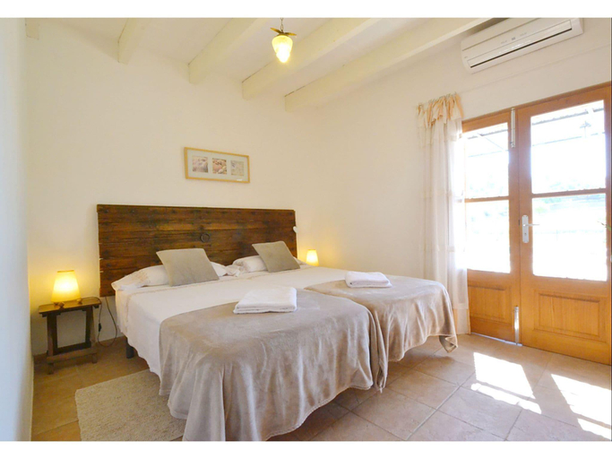 Bedroom, Villa in Mallorca near the Beach, Baleares