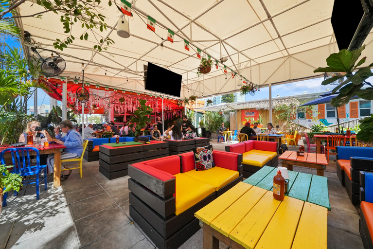 Food & Drinks 5, Hollywood Beach Suites & Hotel, Broward