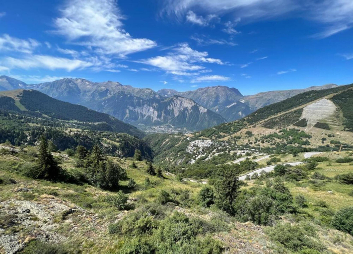 View from property 5, Apartment in L'eclose With Mountain Views, Isère