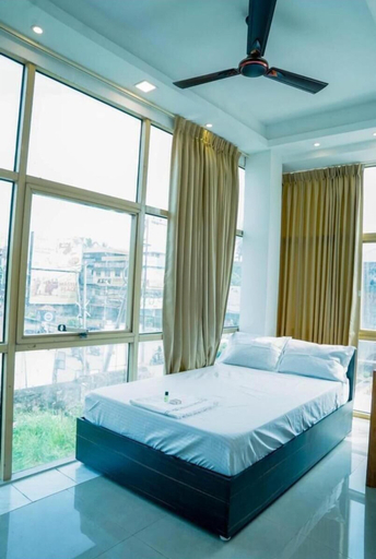 Others 5, Nearest Rooms, Thrissur