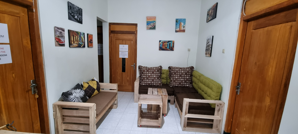 Bedroom 2, Taefoo Homestay - Brussels Room, Yogyakarta