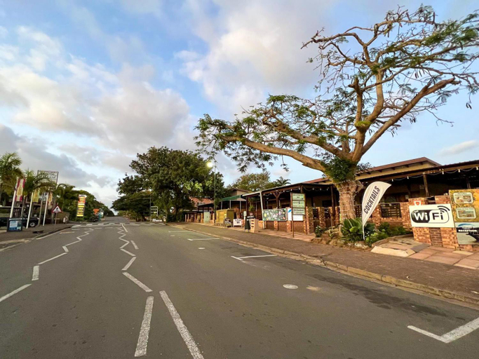 Surrounding environment 4, Uitspan Apartments, Umkhanyakude