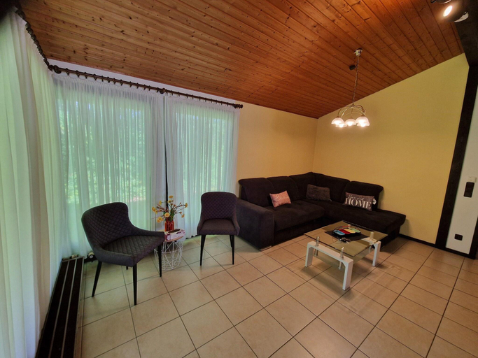 Others 5, Holiday Home in Germany with Idyllic Nature, Hersfeld-Rotenburg