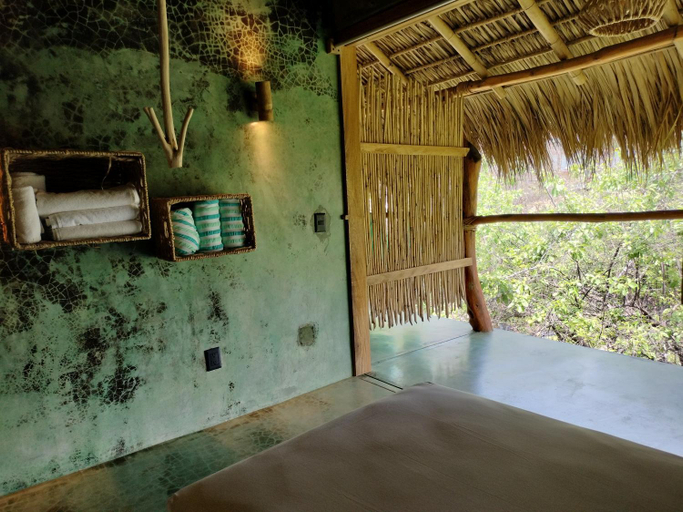 Bedroom 2, COCOS HOTEL, Dist. Pochutla