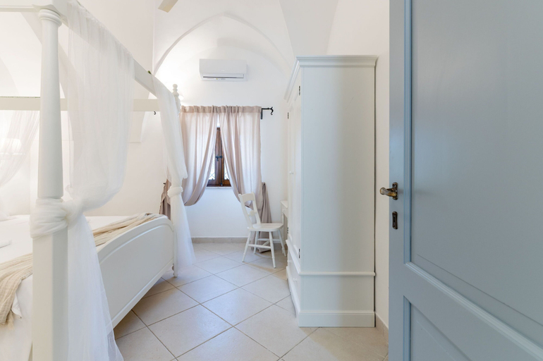 Bedroom 5, Masseria Lamagrotte By Raro Rooms, Brindisi