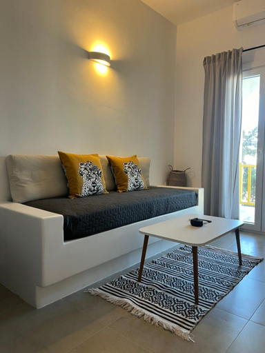 3, ΟTTO apts, South Aegean