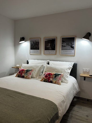 Bedroom 3, CASA DI RAMATTA CHEZ L'APICULTRICE, Corse-du-Sud