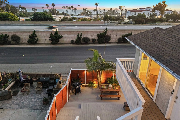 Exterior & Views 2, Walk to Trestles Beach, Shared Yard+firepit El Camino Surfhouse A by Avantstay, Orange