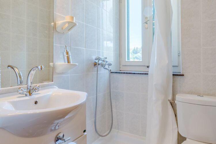 Bathroom, Apartment Blue Oasis - Three Bedroom Apartment ST, Postira