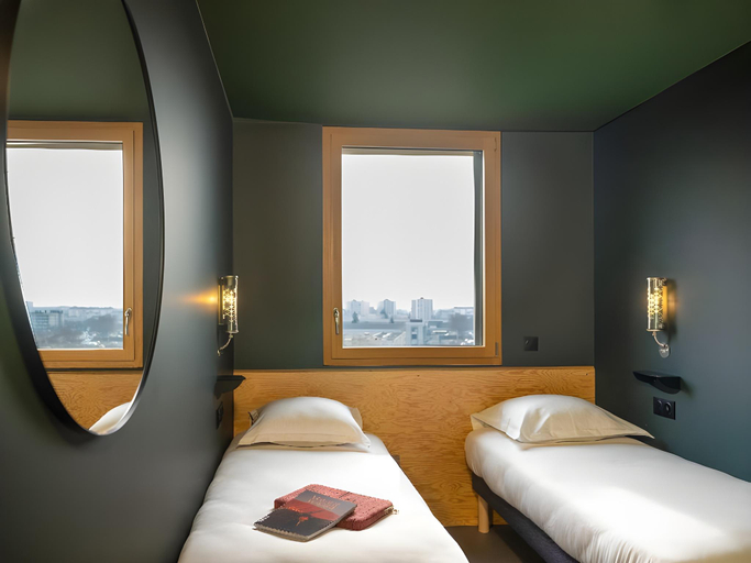 Bedroom 3, Eklo Hotels Montpellier City center Saint-Roch train station, Hérault