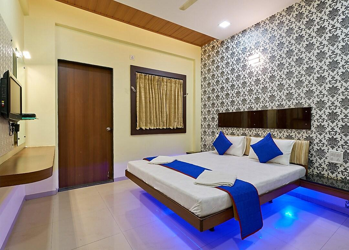 Bedroom 3, Hotel Ganeshratna Executive Kolhapur, Kolhapur