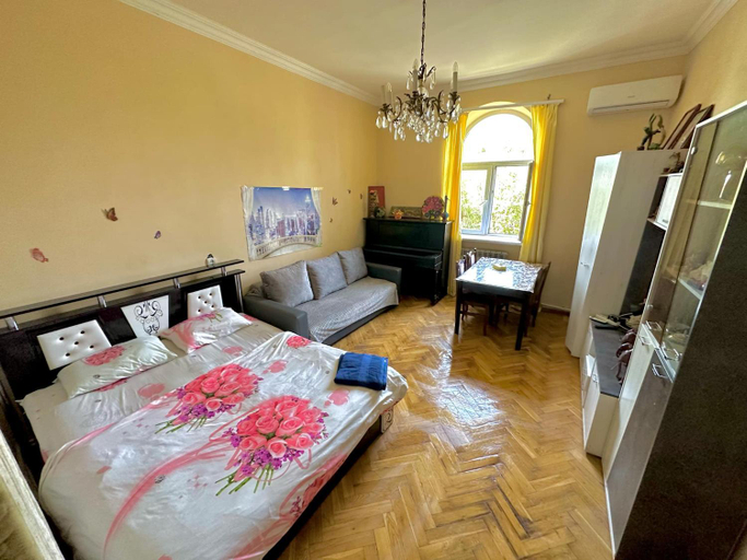 Others 2, Private Rooms in Family Guesthouse, Yerevan