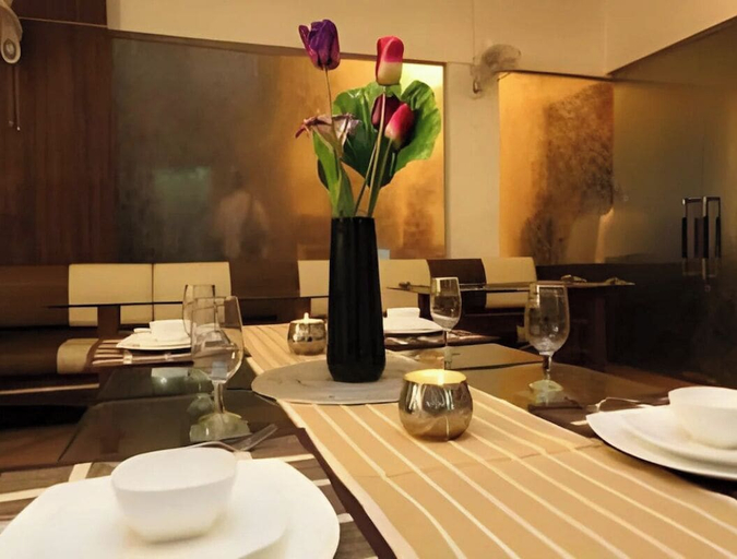 Food & Drinks, Hotel Shanta Inn, Lucknow