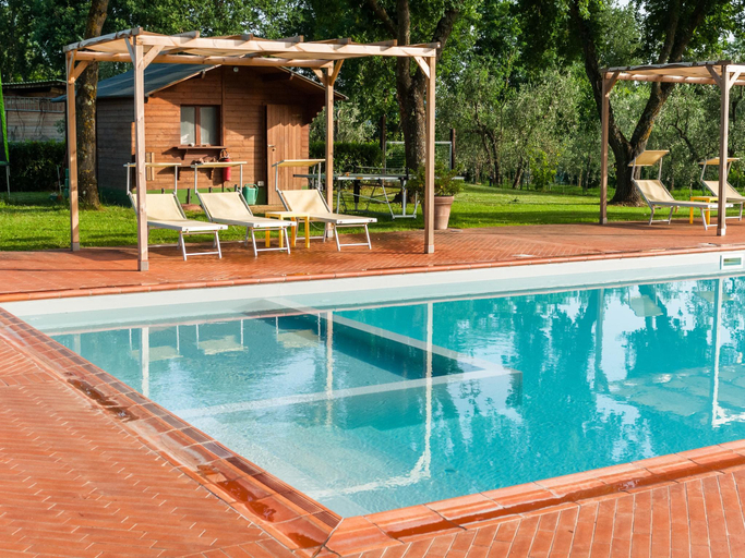 Sport & Beauty 2, Mansion with Pool and play area, Arezzo