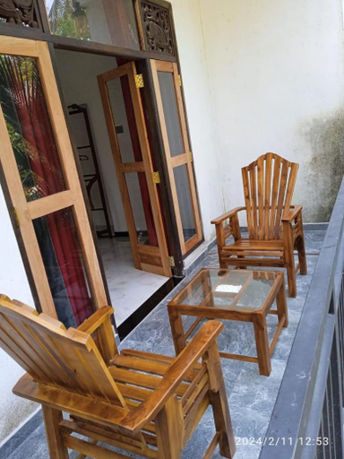 Others 3, Mount Edge Villa, Habaraduwa