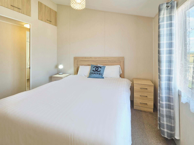 Bedroom 2, Host Stay Clearwater Willey Lodge, Kent