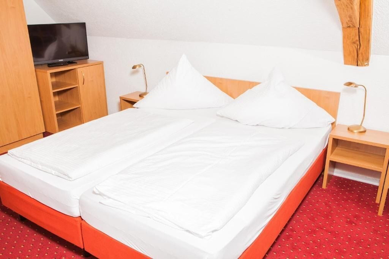 Bedroom 4, Seltenbacher Hof, Tuttlingen