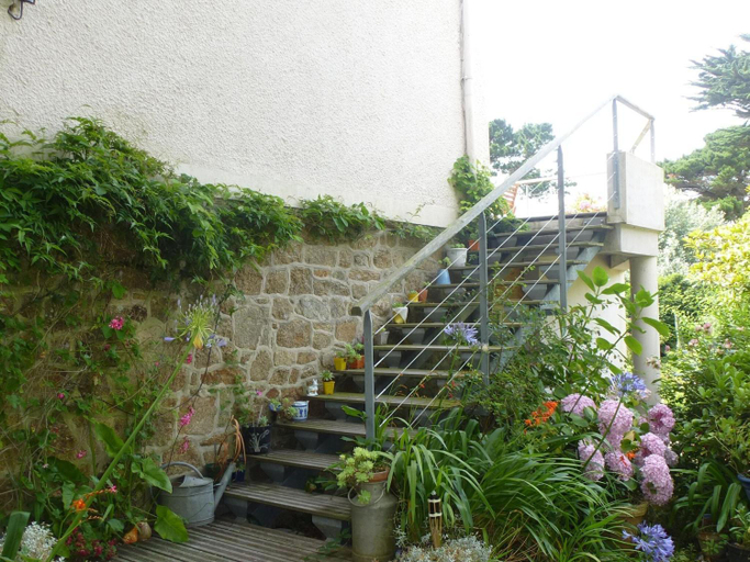 Others 3, Villa in Port Blanc with Sea View, Côtes-d'Armor