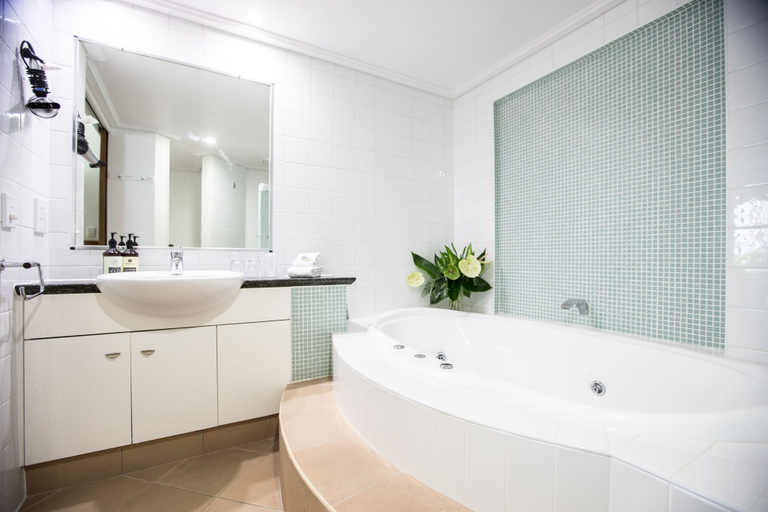 Bathroom 5, Port Douglas Peninsula Boutique Hotel - Adults Only Haven, Douglas