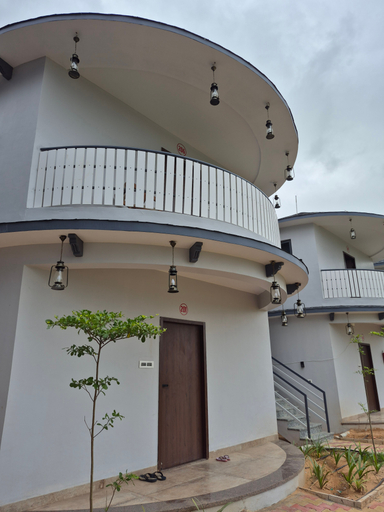 Others 4, HK Resort, Kachchh