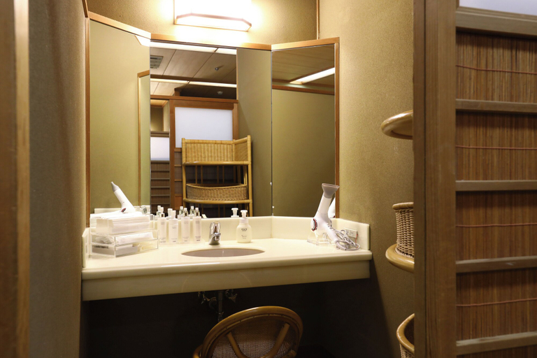 Bathroom 5, Tsubaki, Yugawara