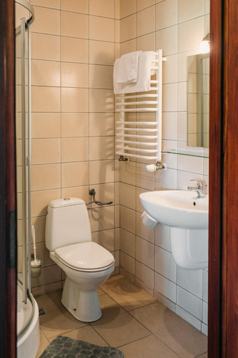 Bathroom 2, Centrum Aktywnego Wypoczynku Borek, Bochnia