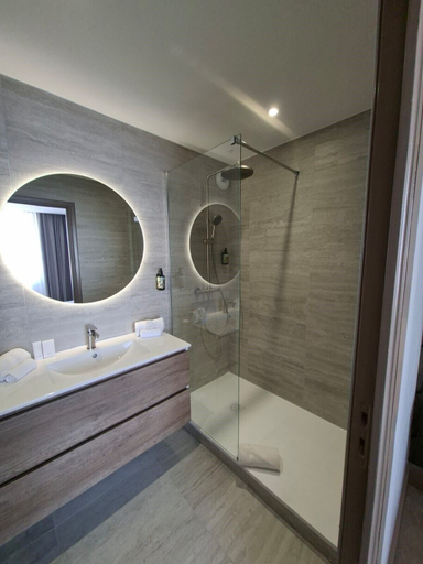 Bathroom 5, Best Western Plus Sanary, Var