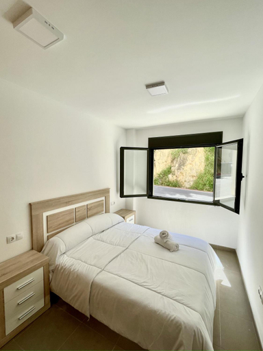 Bedroom 2, Holiday apartment in Lucena del Cid Bajo B Ref 047, Castellón