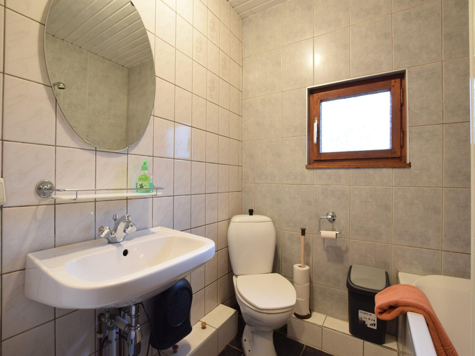Bathroom 2, Forest Cottage with Ponds, Luxembourg