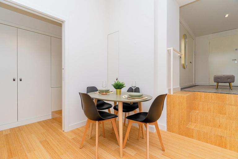 Others 3, Prt003 · Charming Apartment Porto, Porto