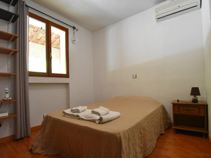 Others 5, Villa in Saint-Paul with Private Pool, Var