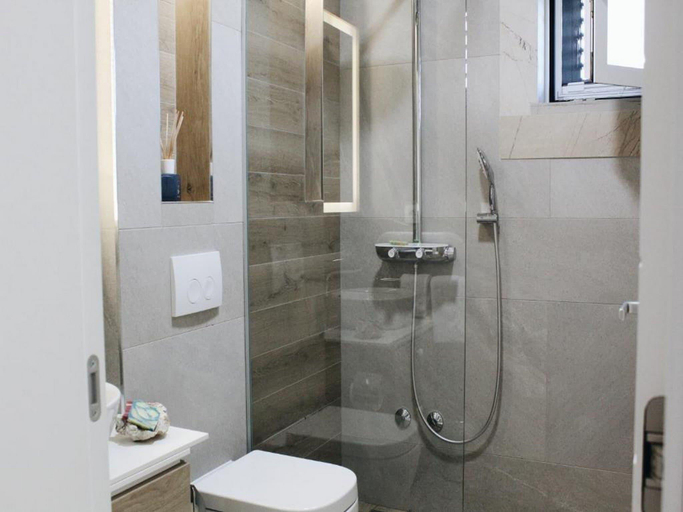 Bathroom 4, Villa Vera -Three Bedroom Villa with Swimming pool, Orebić