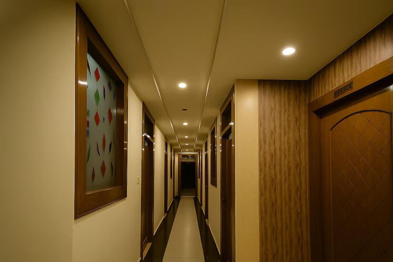 Others 5, Hotel Lajja Palace, Hardwar
