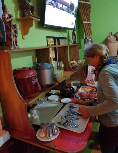 Food & Drinks 4, Olas del titicaca backpackers, Manco Kapac