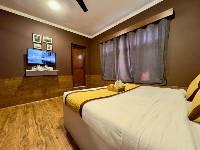 Bedroom 2, Hotel Jafson Accommodates, Srinagar