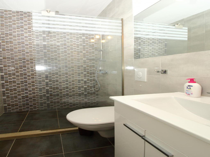 Bathroom, Apartments Dubreta - Superior Two Bedroom Apartment with Balcony 2nd Floor, Konavle