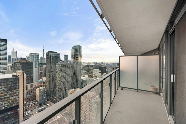 Others 4, Skyline Toronto with City view, Toronto